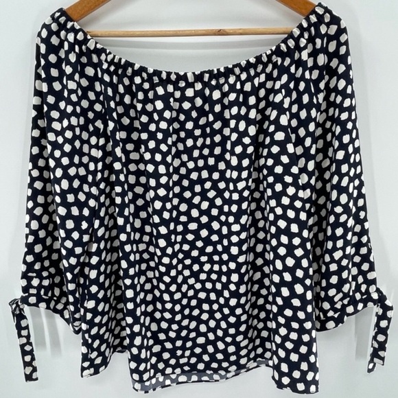 J. CREW Print Off Shoulder Top - Picture 3 of 11